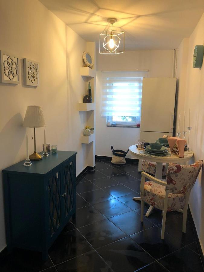 Bucharest Central Studio * Bucureşti